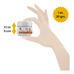 Pili Natural Calendula Crema, aplicación suave en manos para piel seca.