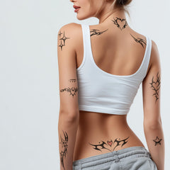 Pixel Hearts: estrellas metalizadas para toque glam en Halloween.