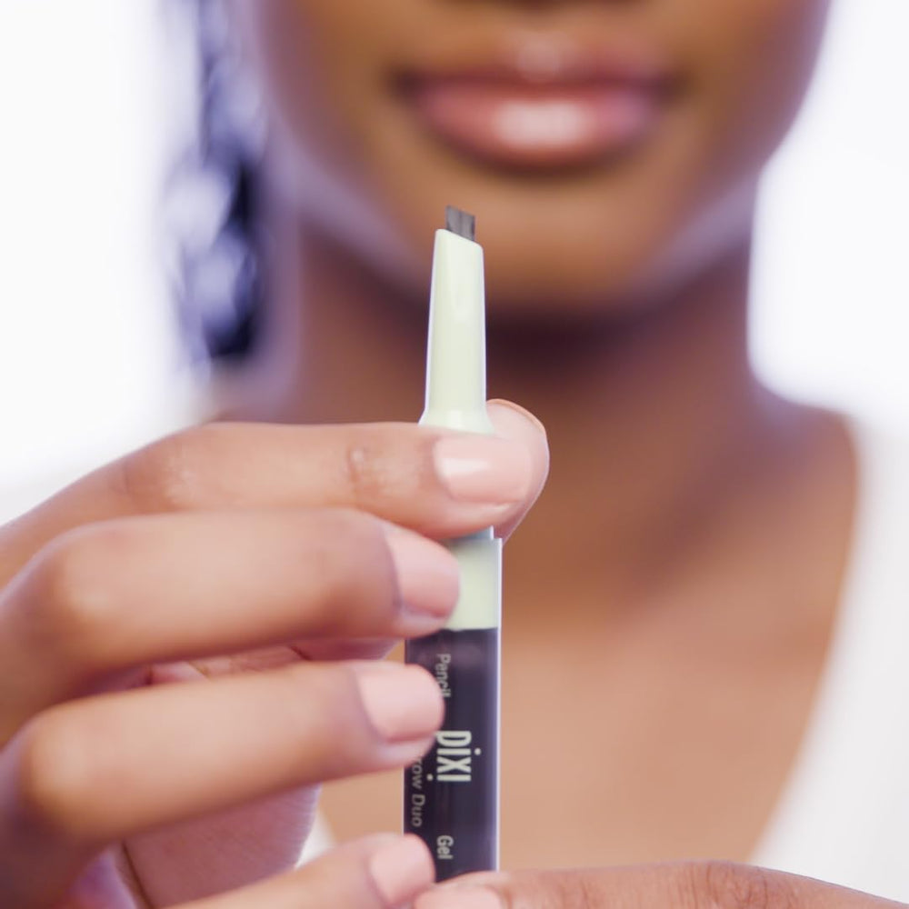 Pixi Natural Brow Duo: muestra tonos marrón natural para cejas