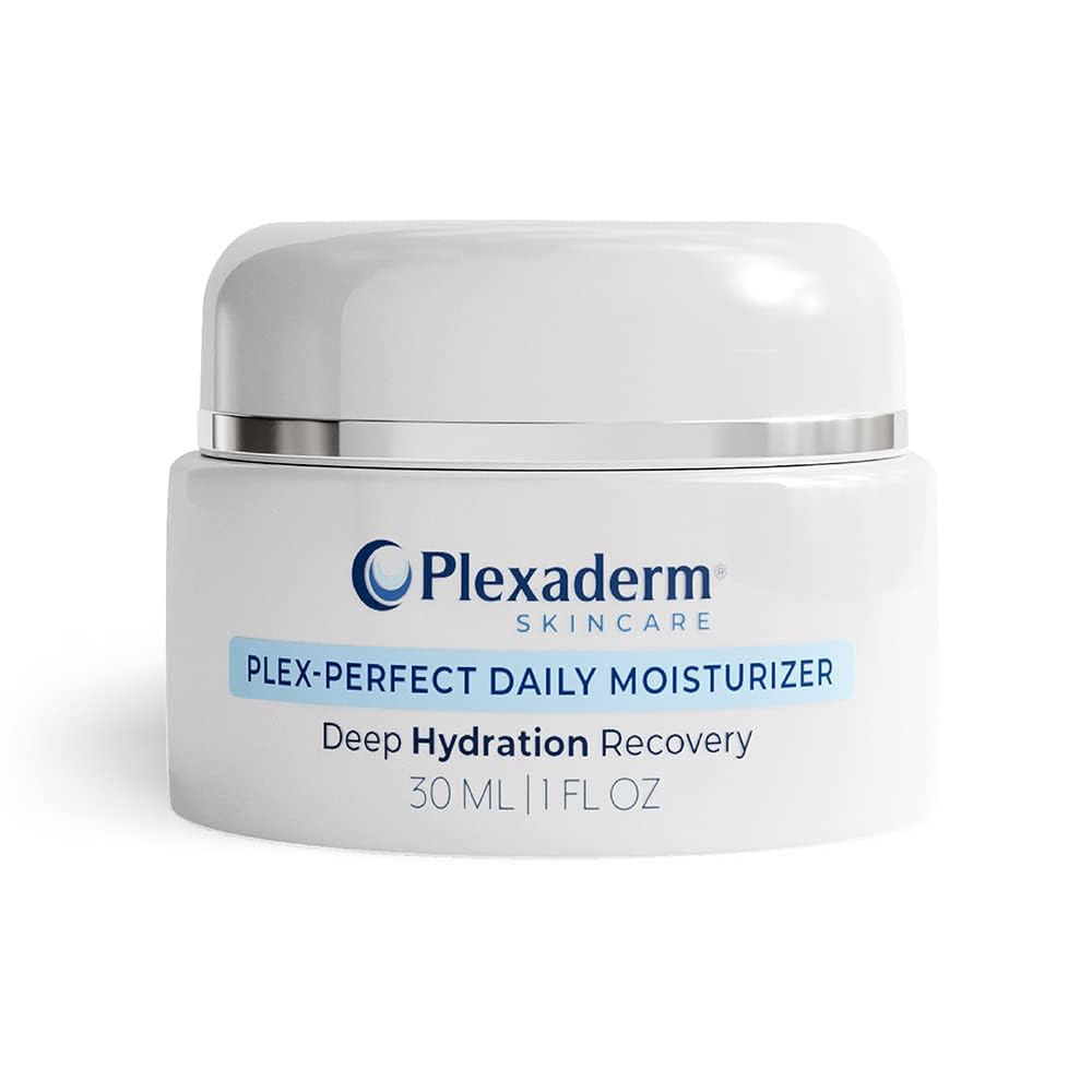 Plexaderm: botella de hidratación profunda para la piel suave todo el día.