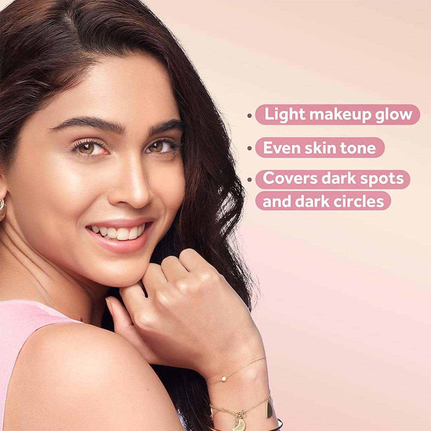 POND'S BB+ Cream Ivory, brillo natural, rostro radiante.