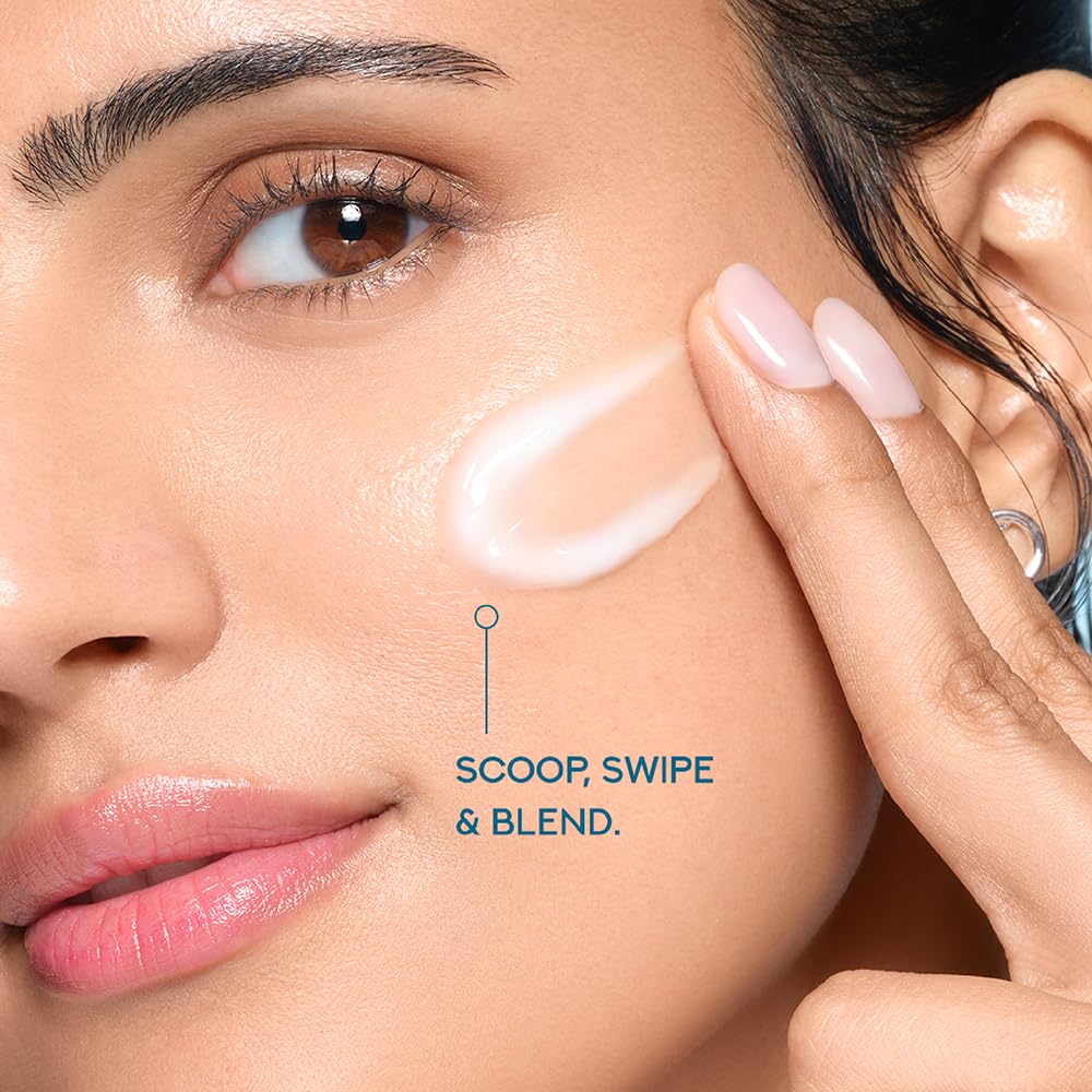 Pond's Super Light Gel cara: sensación ligera y no grasa en la piel.