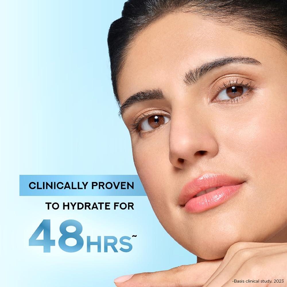Pond's Super Light Gel: aplicación en la palma para absorción rápida.