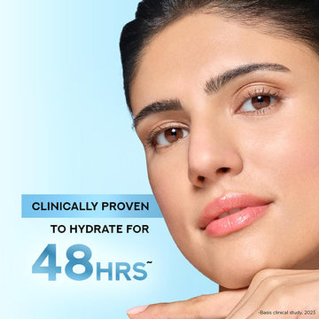 Pond's Super Light Gel: aplicación en la palma para absorción rápida.