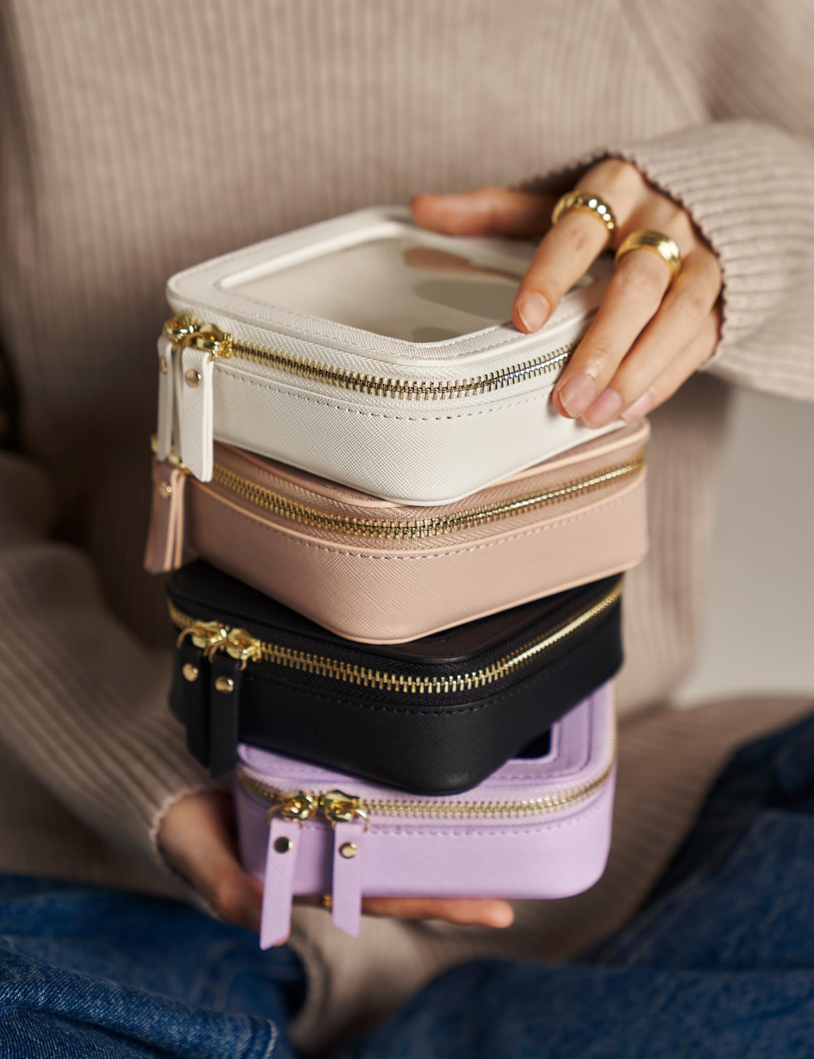 Popvibe detalles en metal dorado, toque de lujo y durabilidad