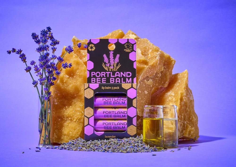 Aroma calmante de lavanda con Portland Bee Balm Lavanda, orgánico.