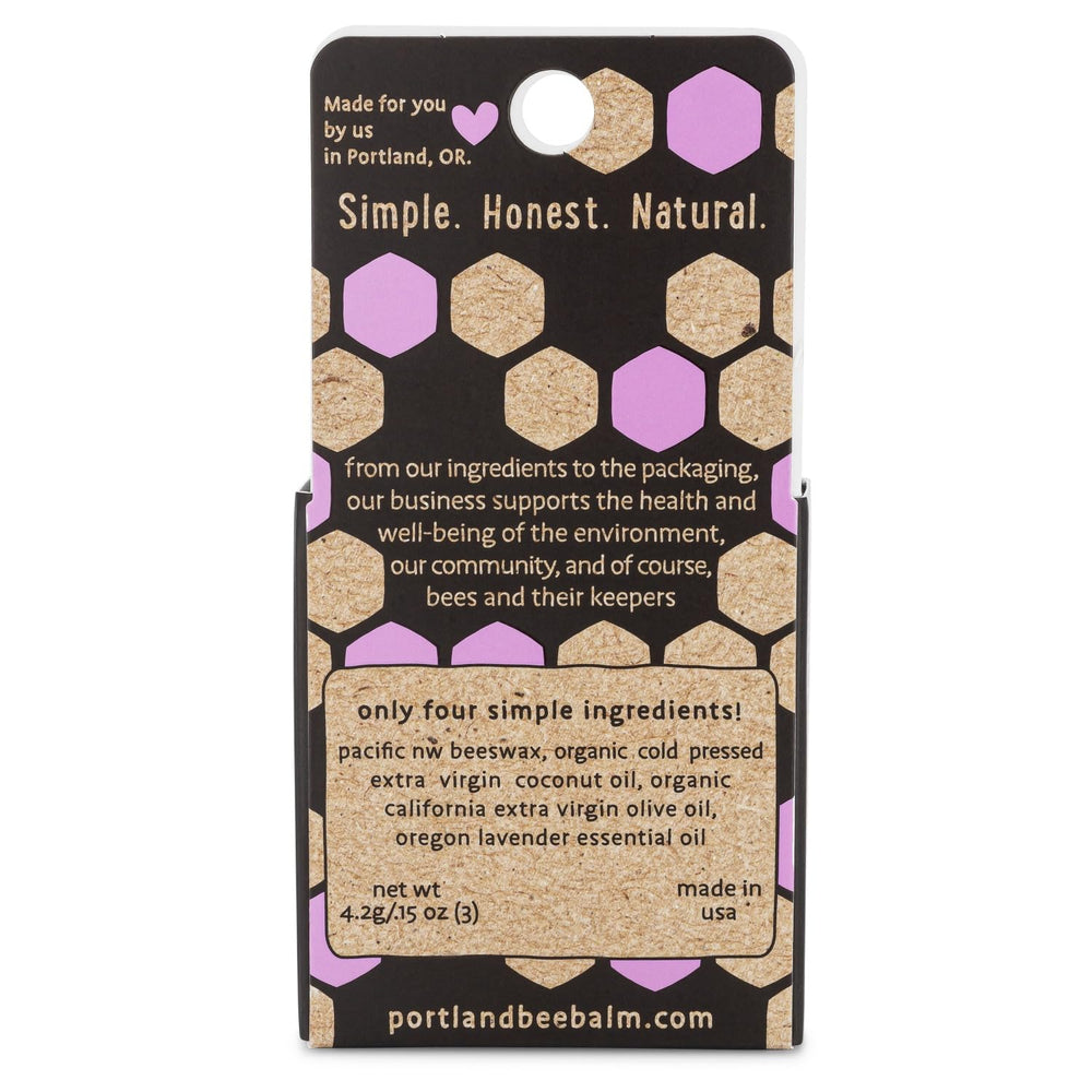 Balsamo natural Portland Bee Balm Lavanda con textura suave para labios.
