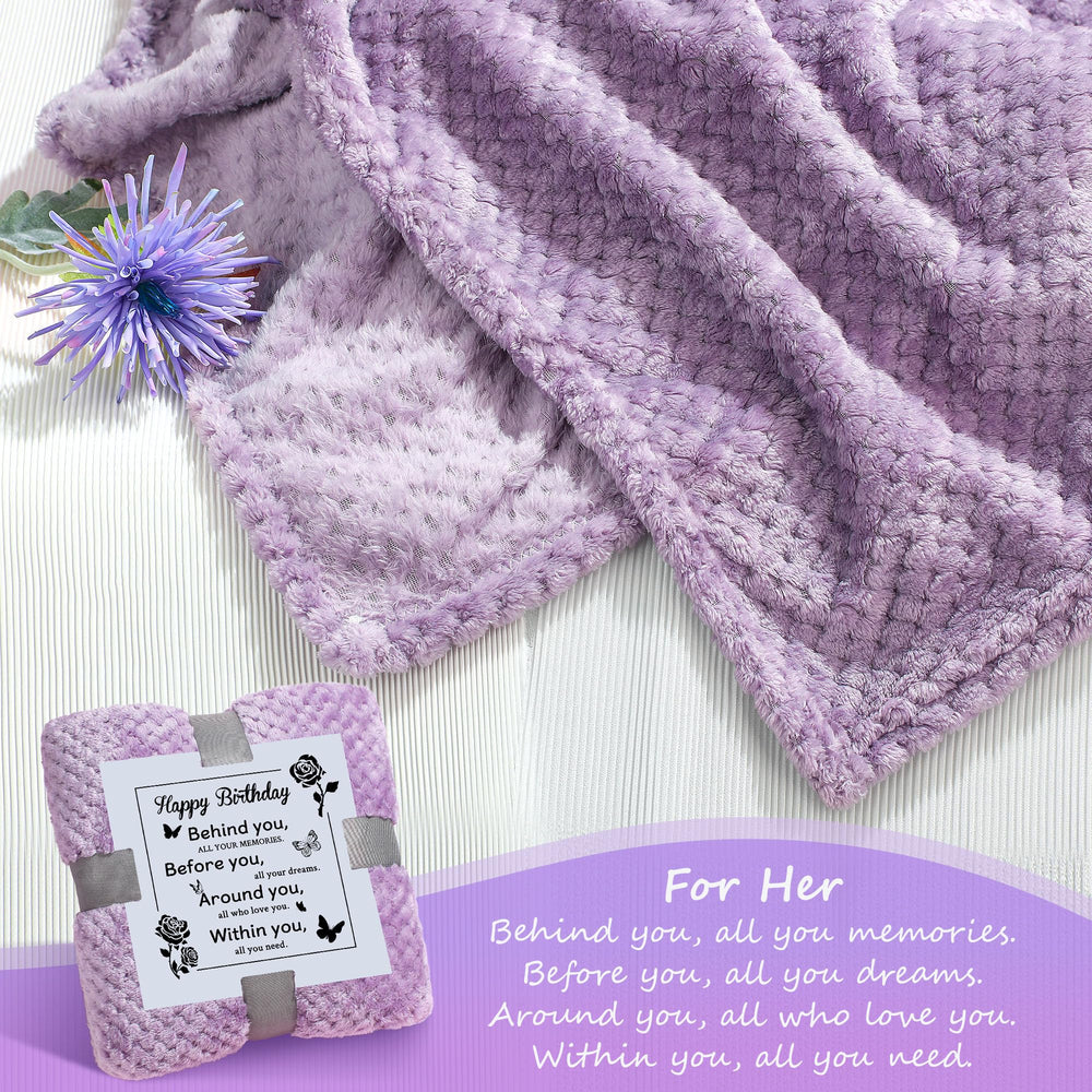 Couverture en flanelle douce Pradnel, enveloppe de confort pour le soir.