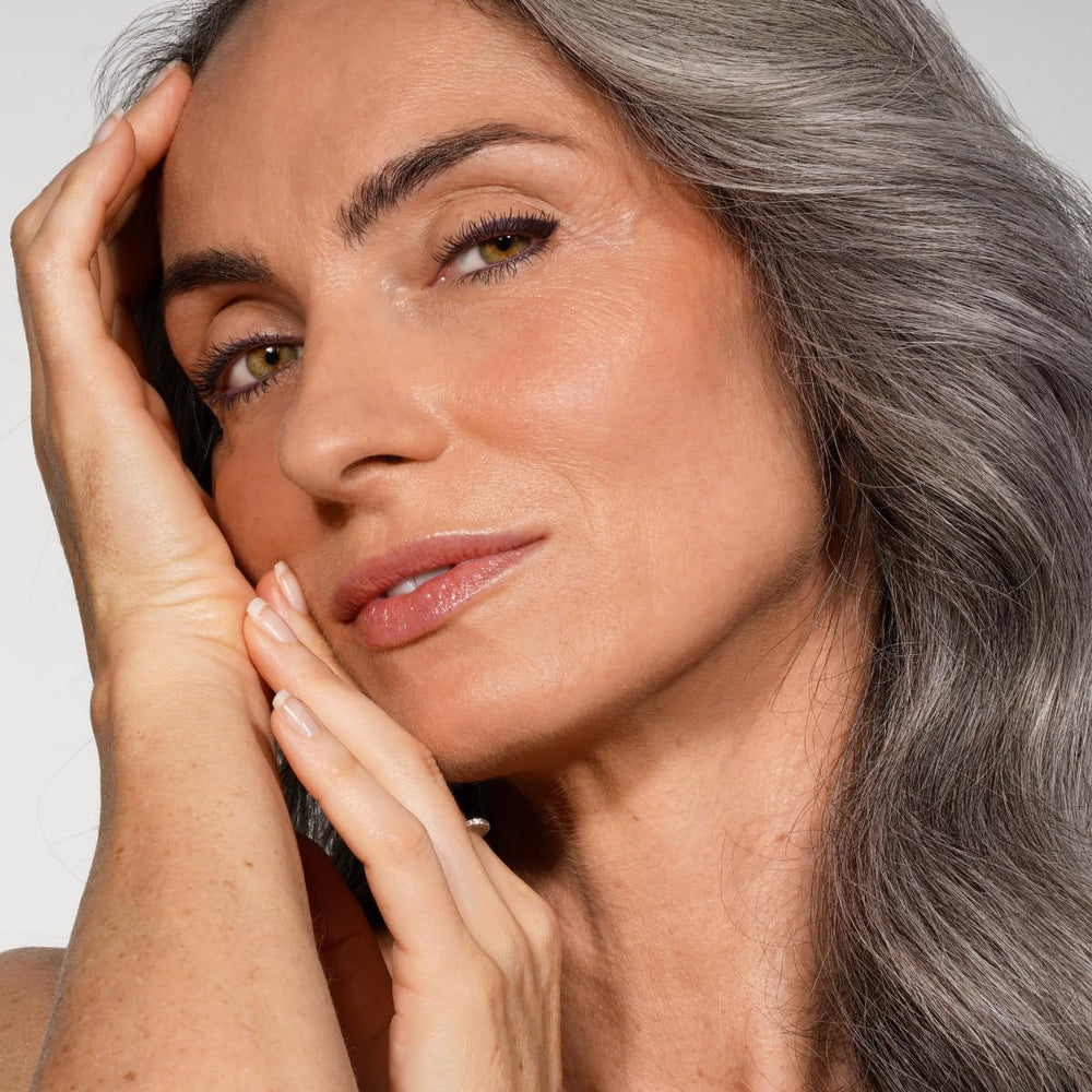 Prime Prometics PrimeEyes Glide en mora, ingredientes suaves para piel sensible