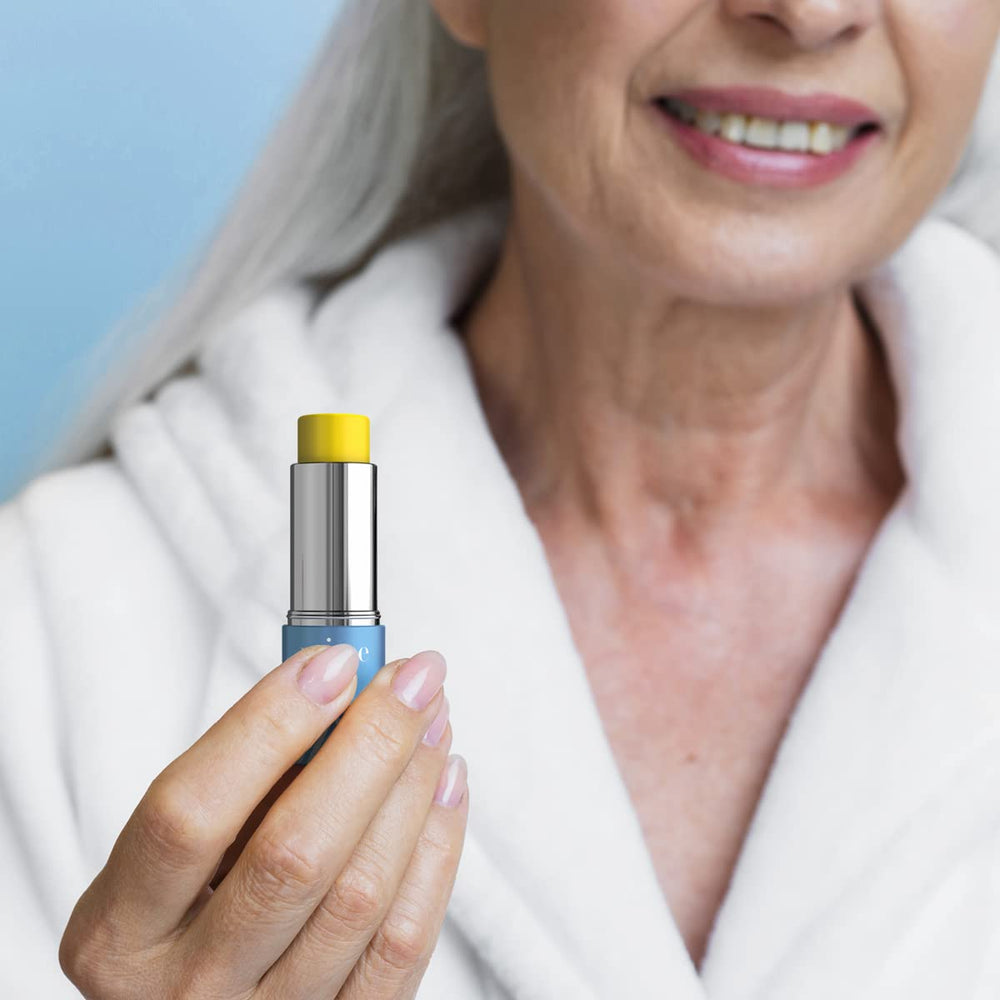 PrimeWand Nourish, cero residuos grasos y base para maquillaje ligero.