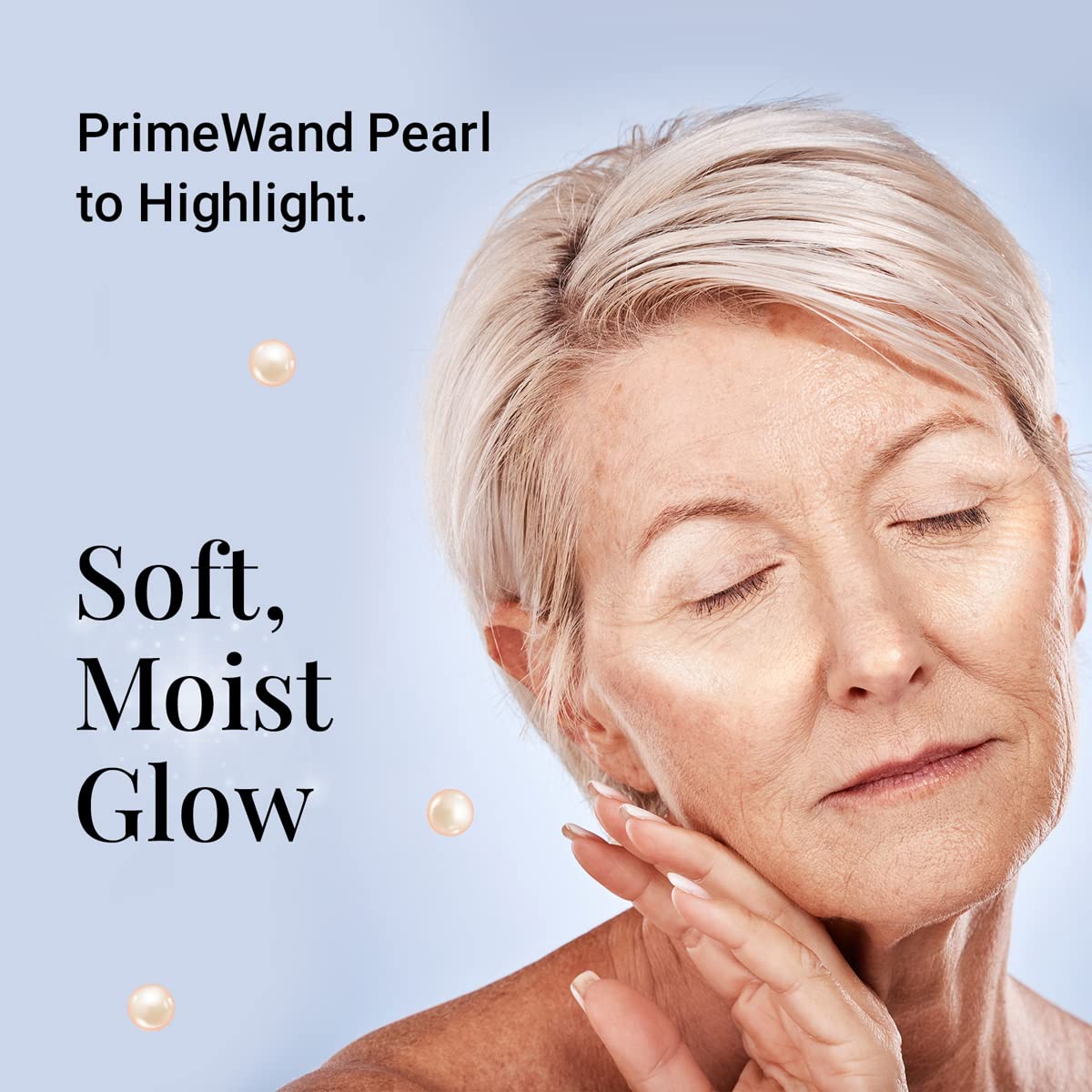 Prime Prometics PrimeWand Pearl en el puente de la nariz, aporta luz suave y natural.
