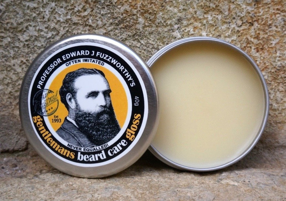 Bálsamo Gloss de PROFESSOR EDWARD J FUZZWORTHY'S facilita peinado y control de la barba.