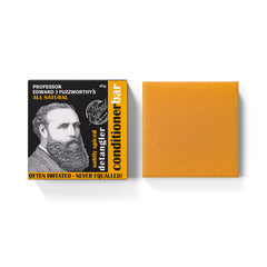 Barra acondicionador Professor Fuzzworthy con empaque ecológico, ideal para rutina de cuidado diario.