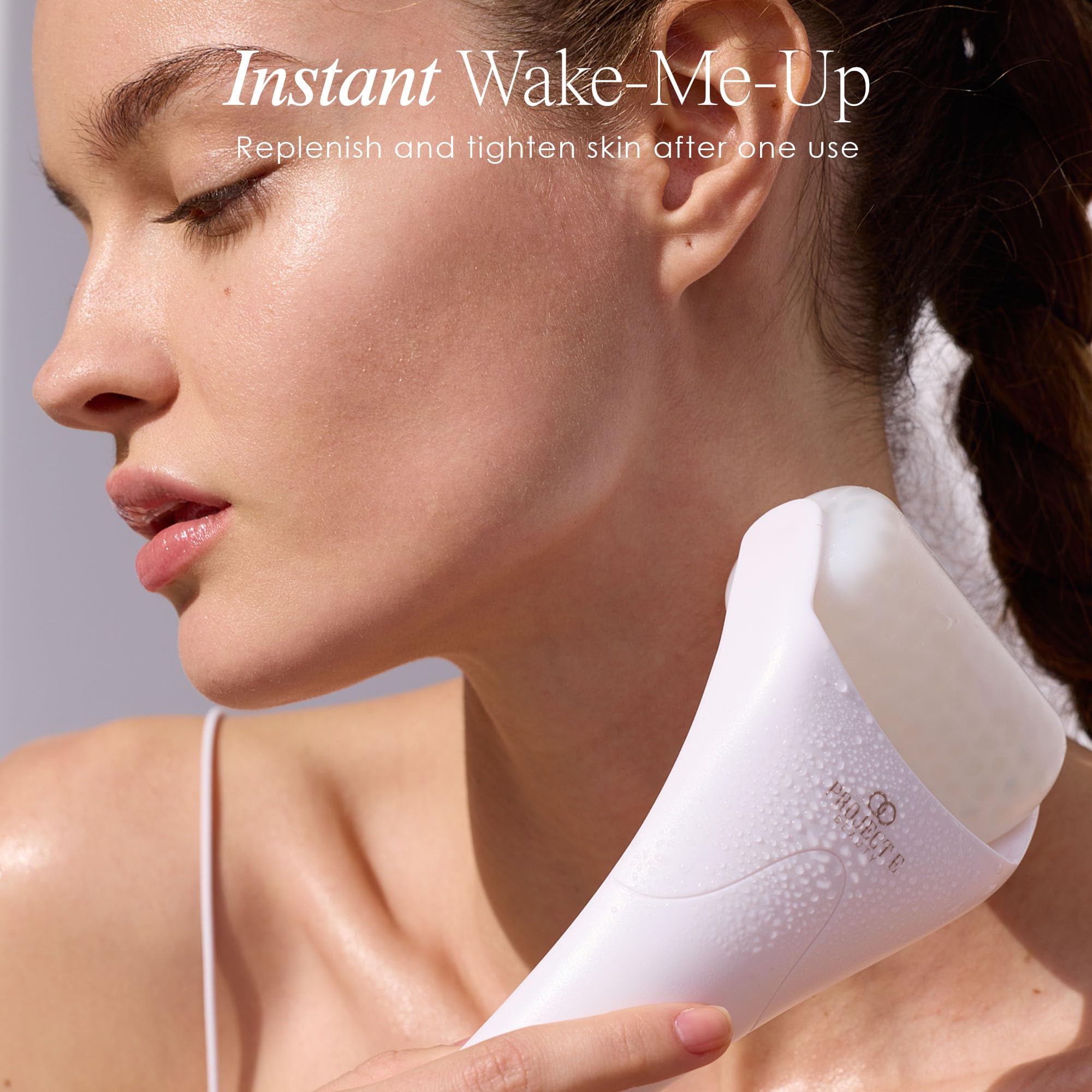Ice Roller de Project E Beauty para cuidado facial y relajación.