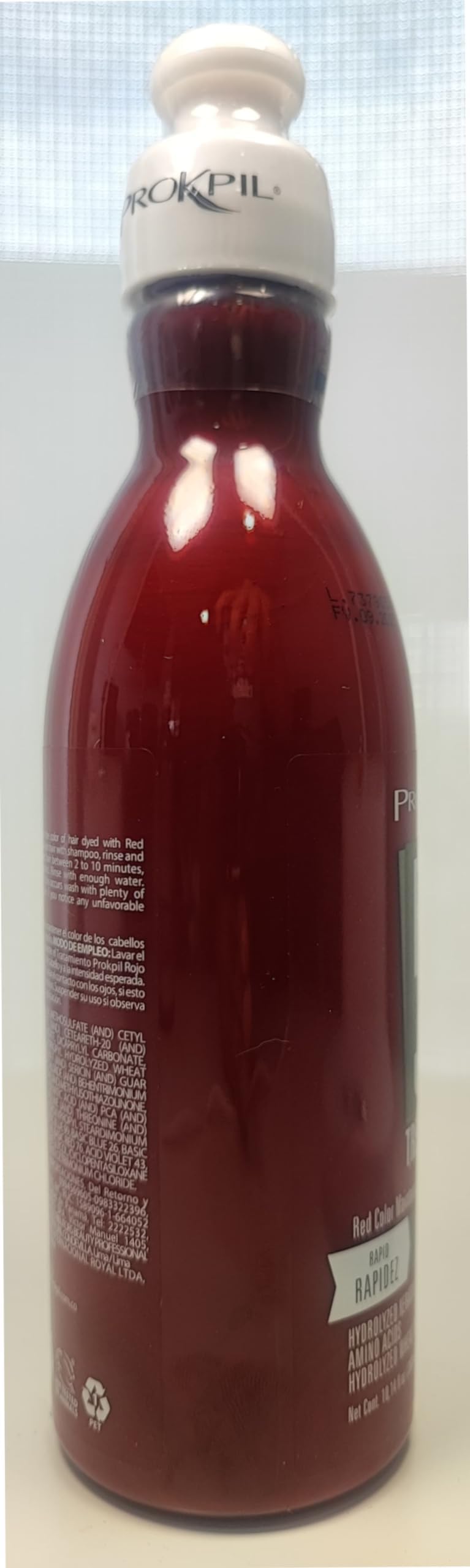 Prokpil Rojo: envase de 300 ml para uso diario y almacenamiento.