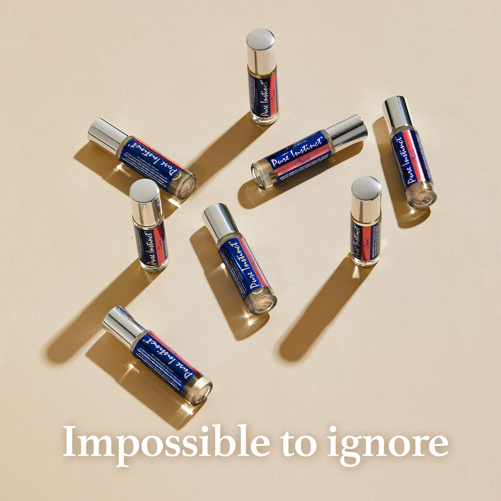 Uso diario en bolso con Pure Instinct Roll-On para aroma sutil