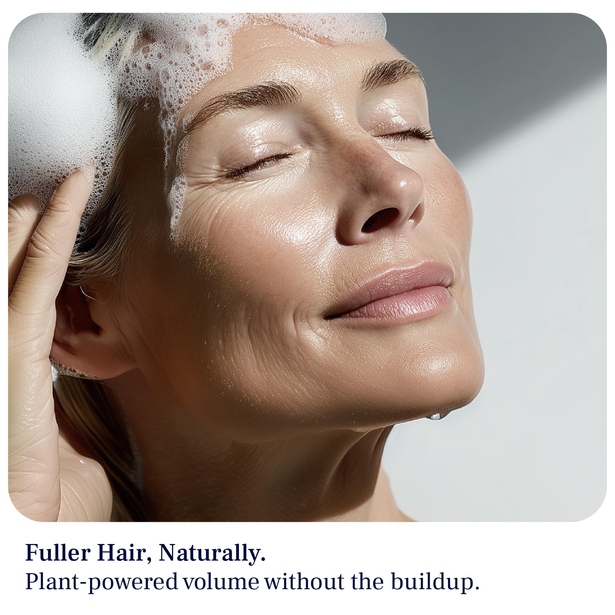 Pureance Hydralift: fórmula suave sin sulfatos agresivos para limpieza suave.