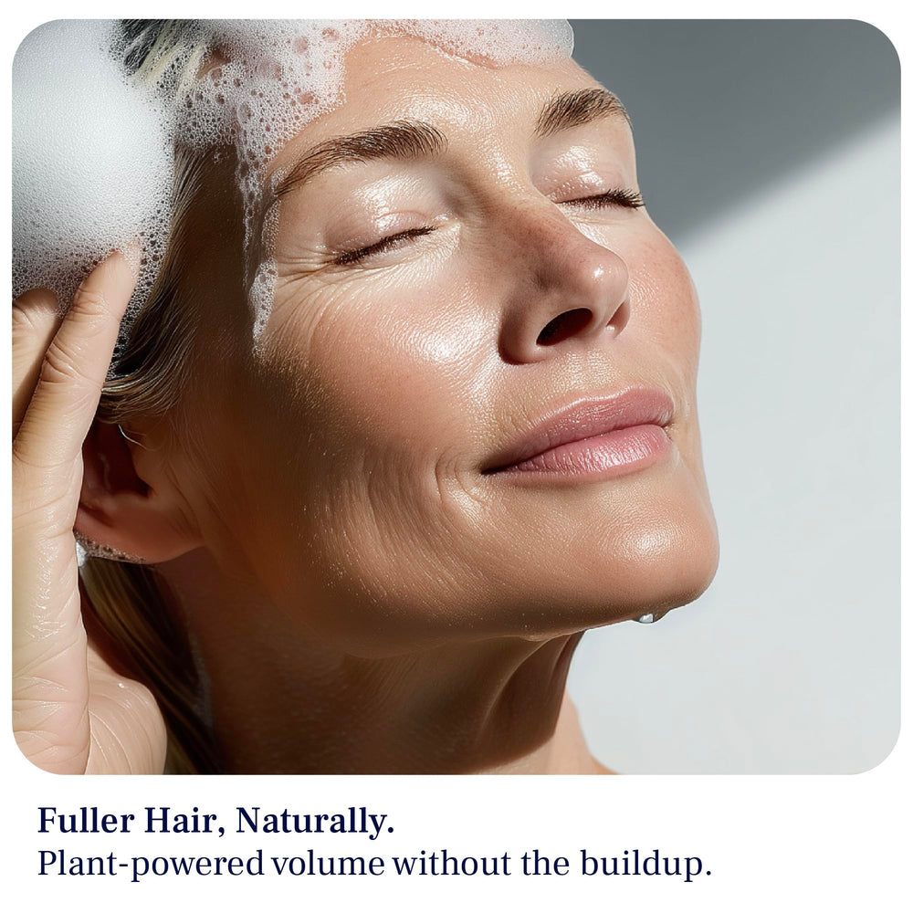 Pureance Hydralift: fórmula suave sin sulfatos agresivos para limpieza suave.