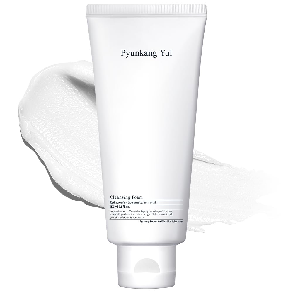 Pyunkang Yul Espuma Limpiadora, botella frontal, limpieza suave para piel sensible.