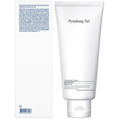Textura mousse de Pyunkang Yul, elimina impurezas sin irritar la piel.