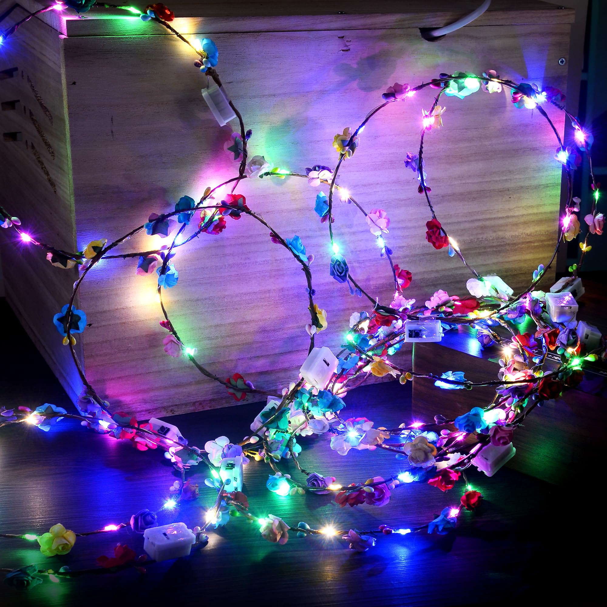 QSJQAMG corona de flores LED ofrece tres modos para distintos ambientes.