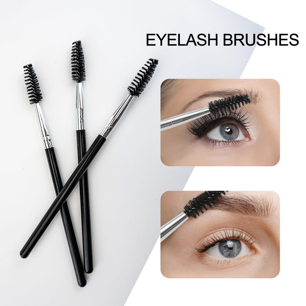 Brocha Quacc para pestañas y cejas, mango ergonómico para un agarre cómodo.