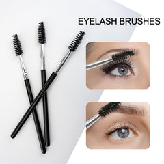 Brocha Quacc para pestañas y cejas, mango ergonómico para un agarre cómodo.