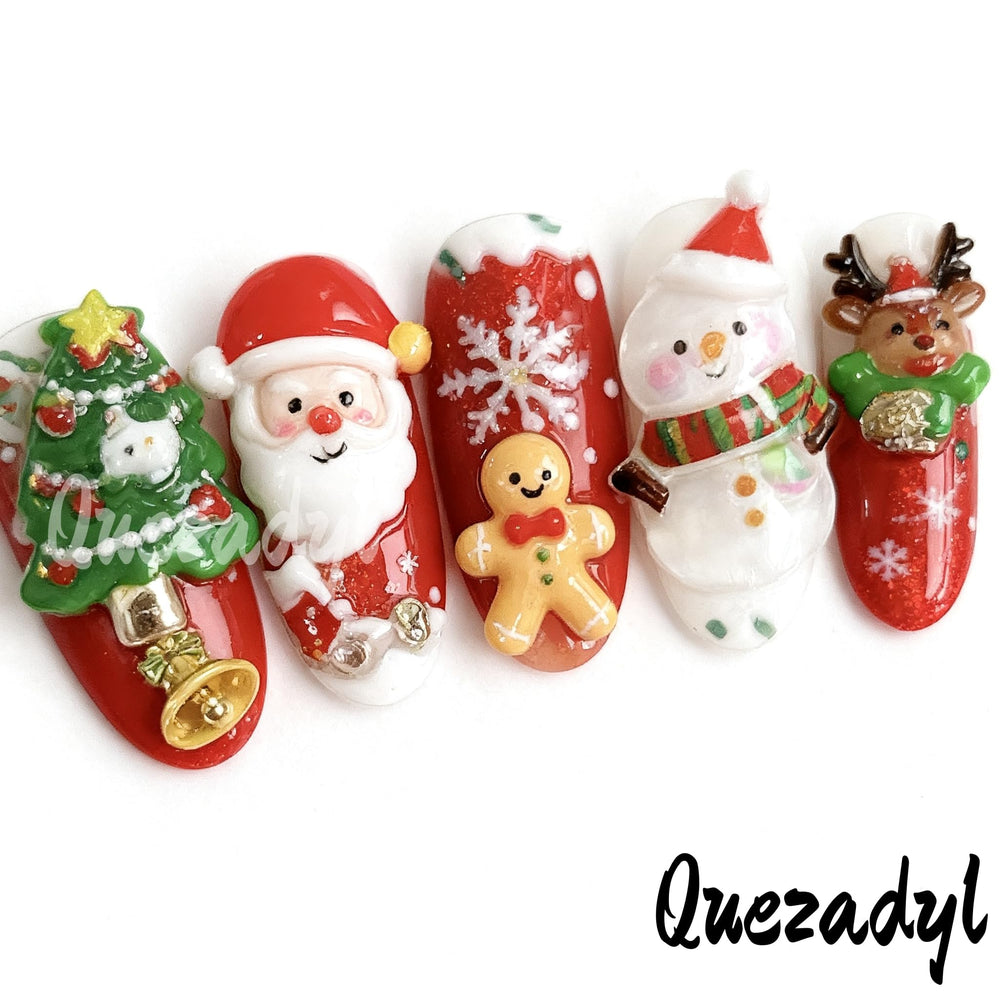 Quezadyl arbol-de-navidad en uñas para punto focal colorido