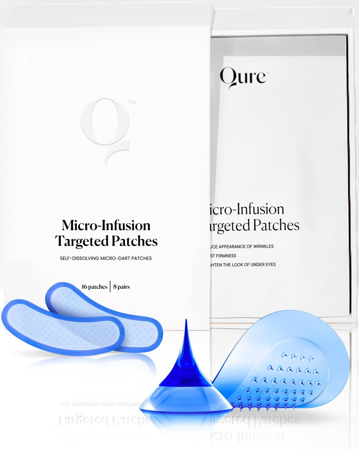 Parche Qure micro-infusión aplicado en ojos para suavizar arrugas durante la noche.
