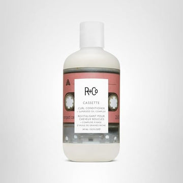 R+Co Cassette: rizos definidos con brillo natural tras el uso diario