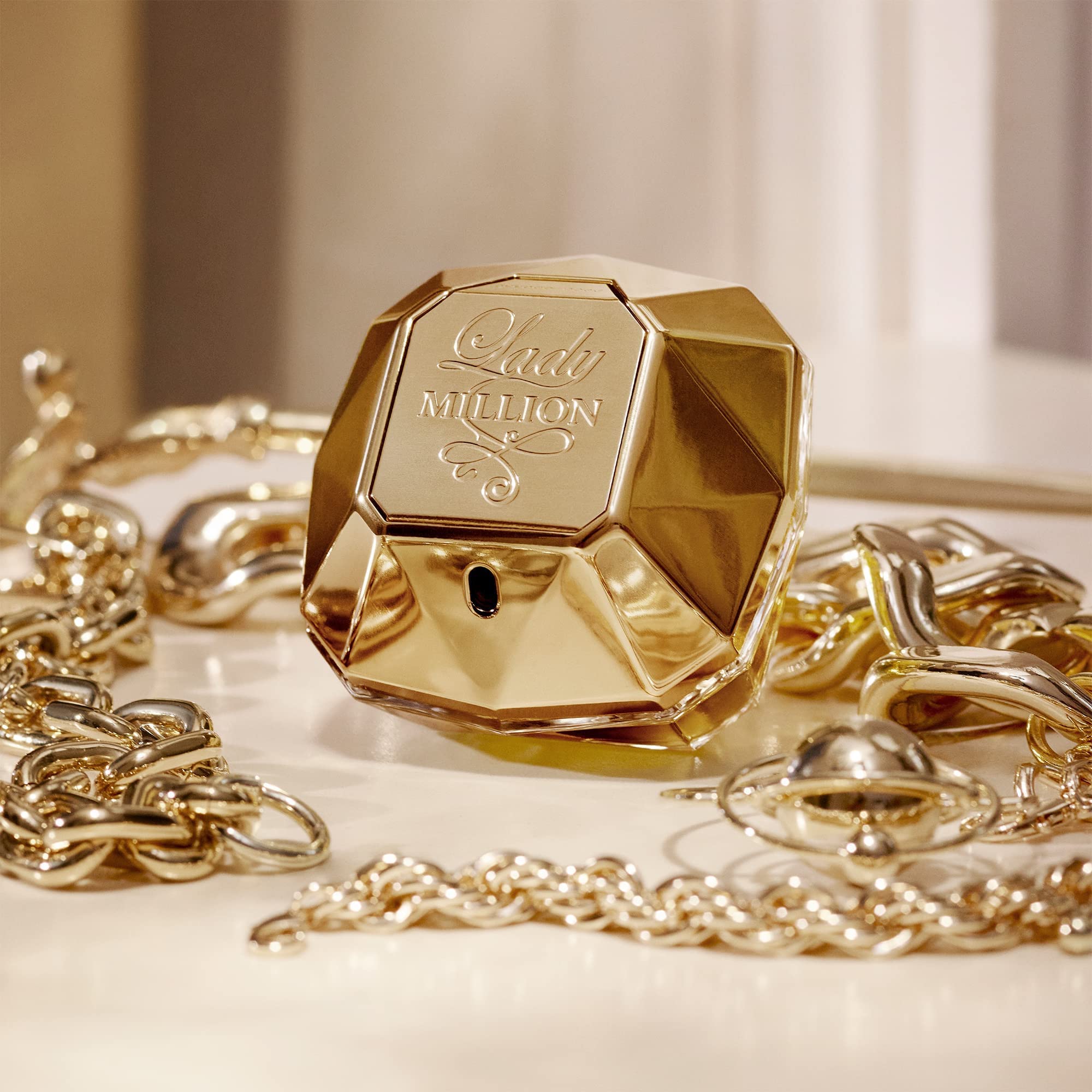 Rabanne Lady Million notas-florales aportan elegancia floral