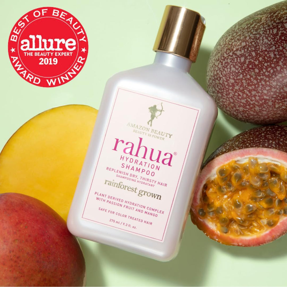 Rahua Shampoing Hydratant : texture riche prête à démêler les cheveux.