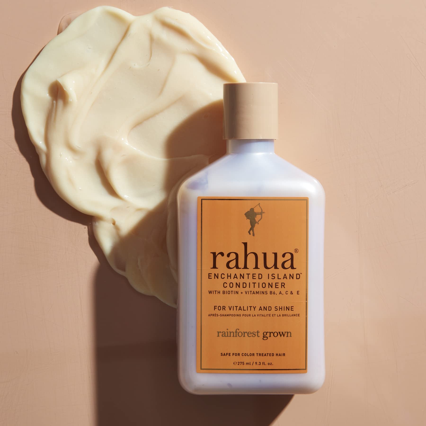 Aroma a guayusa y coco de Rahua Isla Encantada para una experiencia sensorial.