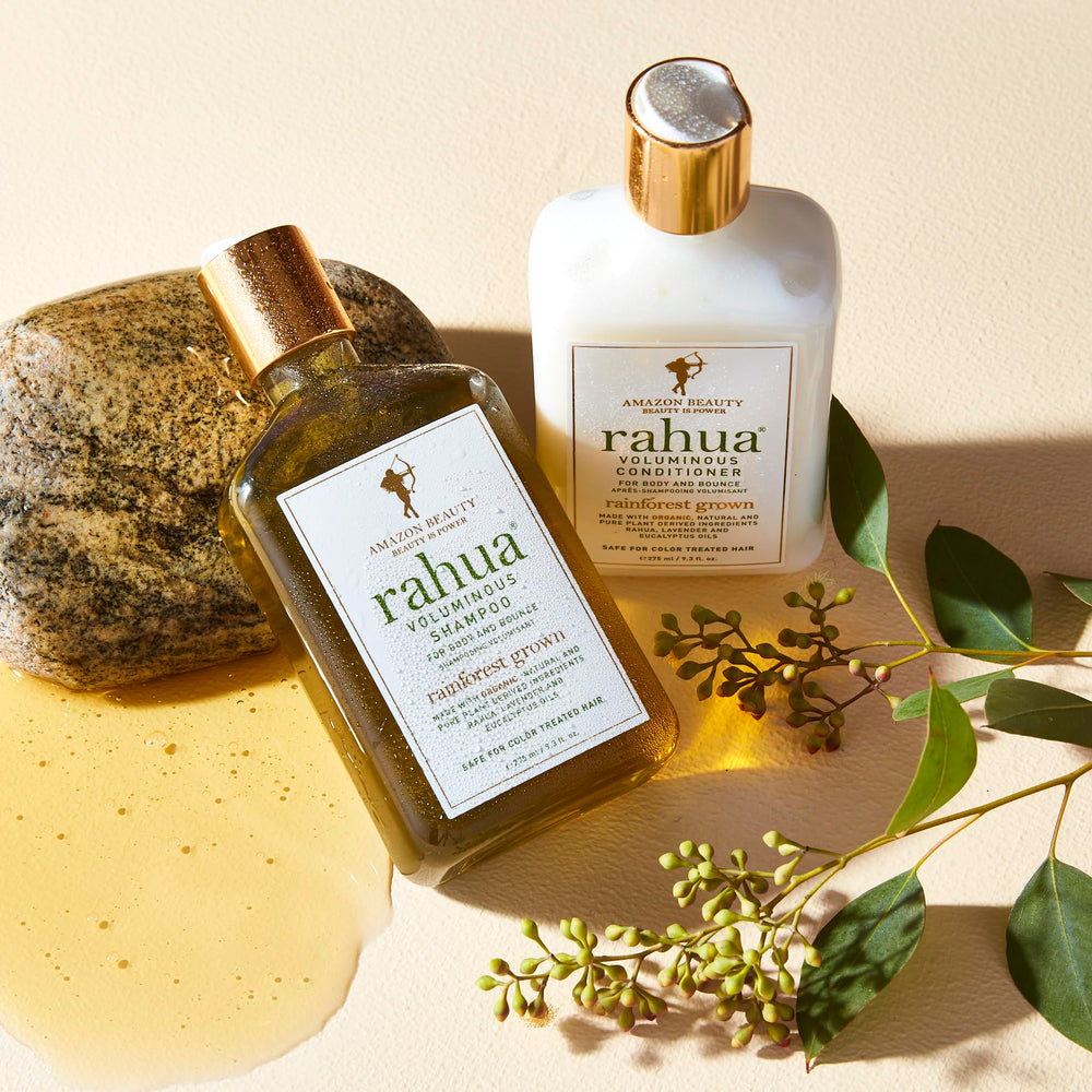 Rahua Shampoing Volume : citronnelle rafraîchissante pour une sensation de fraîcheur.