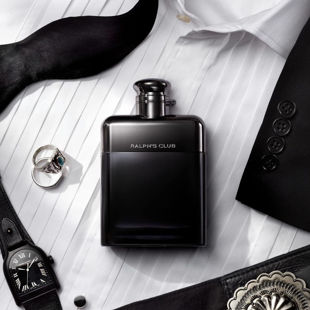 Ralph Lauren Fragrances Ralph's Club, ambiente nocturno, perfecto para salir con confianza.