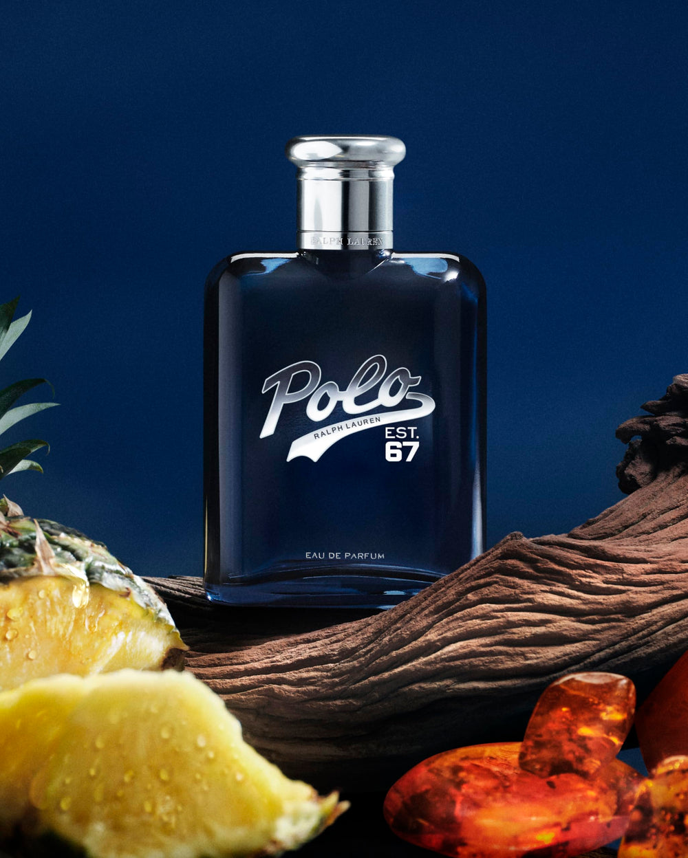 Polo 67 de Ralph Lauren, botella-diseño con estilo moderno.