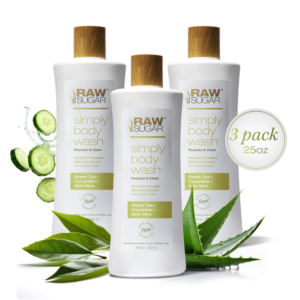 RAW SUGAR gel de ducha te verde aloe, botella visible y hidratacion suave.