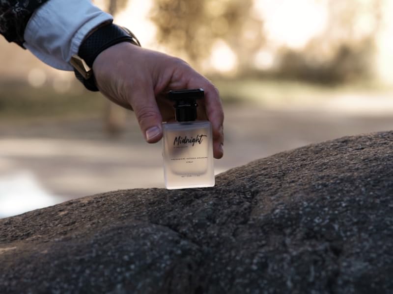 RawChemistry Midnight notas naranjo azahar evocan aroma cítrico suave para la tarde.