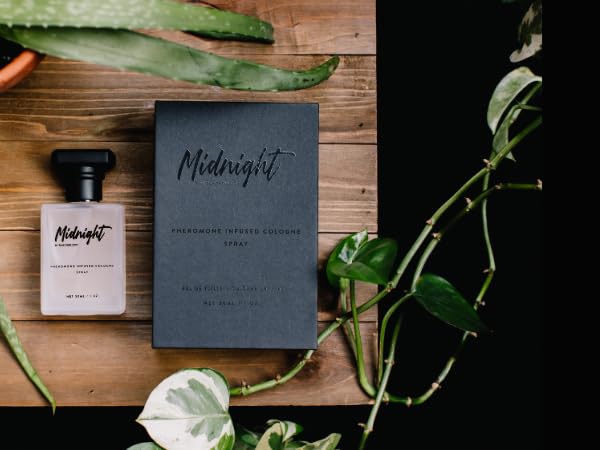RawChemistry Midnight presentación ejecutiva es ideal como regalo para hombres modernos.