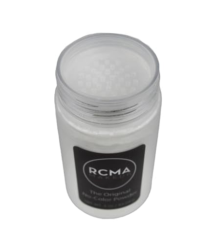 RCMA No Color Powder, textura ultrafina que se funde sin cambiar la base.