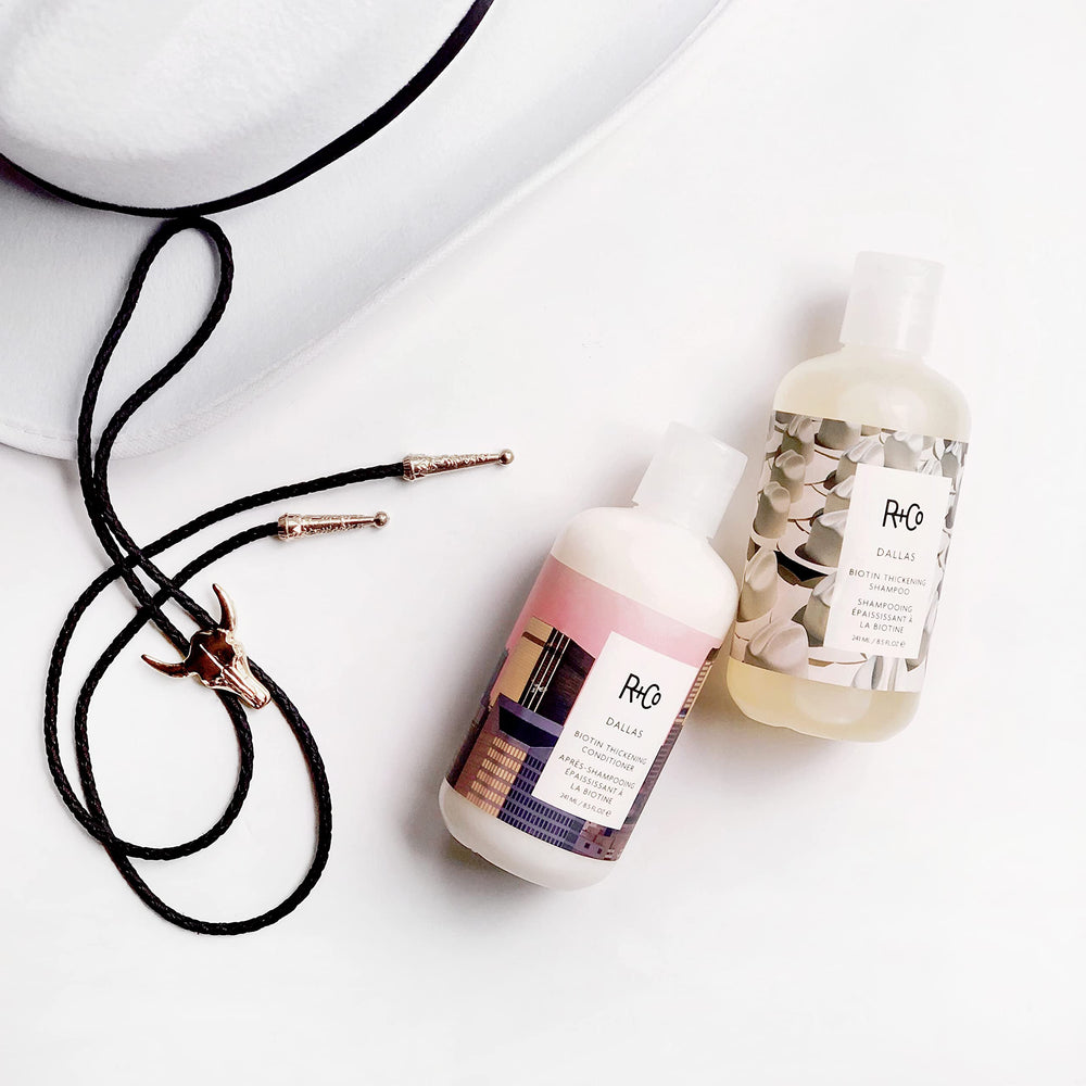 Cabello con volumen tras usar R+Co Dallas Champú Engrosante