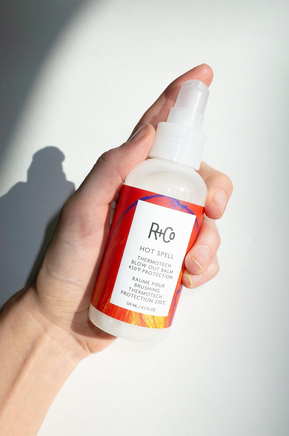 R+Co Hot Spell Thermotech Balm – texture soyeuse qui lisse les frisottis
