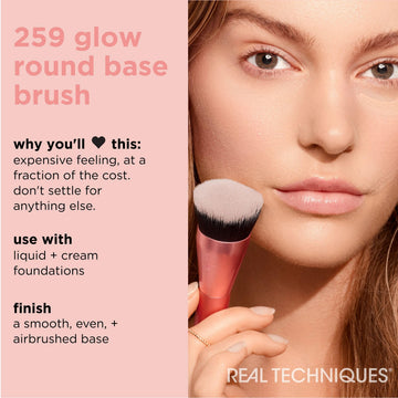 Real Techniques Glow: brocha para rubor líquido o crema con precisión de estampado.