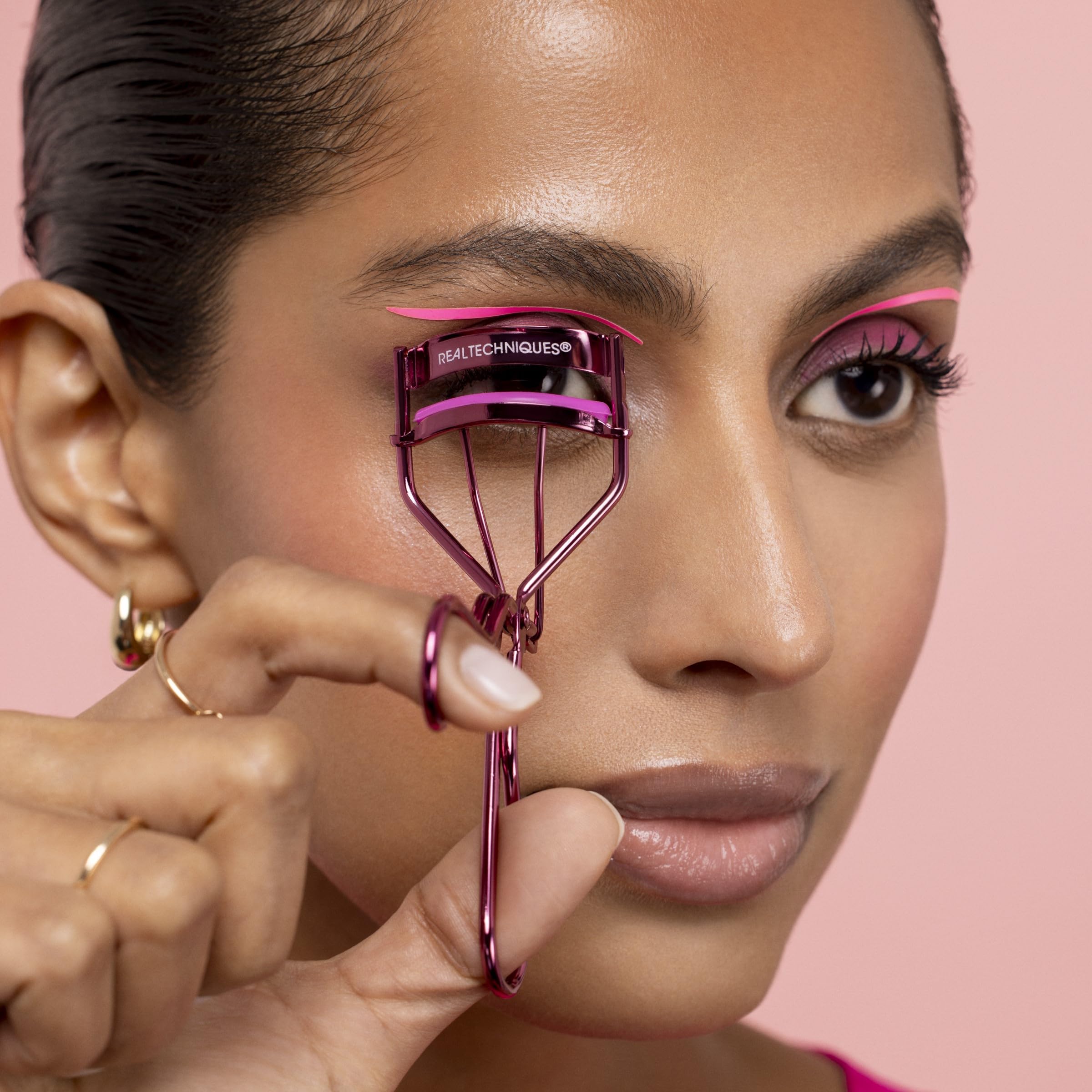 Pincel cobertura de corrector Real Techniques para acabado discreto