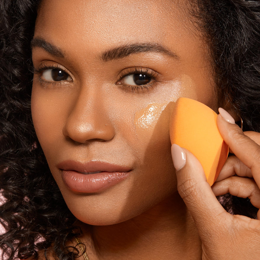 Real Techniques Miracle Complexion Esponja Lavado Fácil: limpieza rápida con gel suave.
