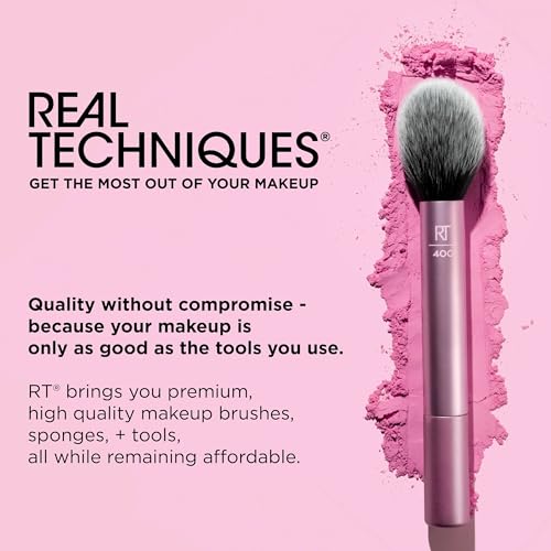 Real Techniques It’s All Blush Brush, perfecto para lograr capas suaves y naturales