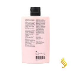 REF Aplicación en el cabello muestra peinado suave y desenredo fácil.