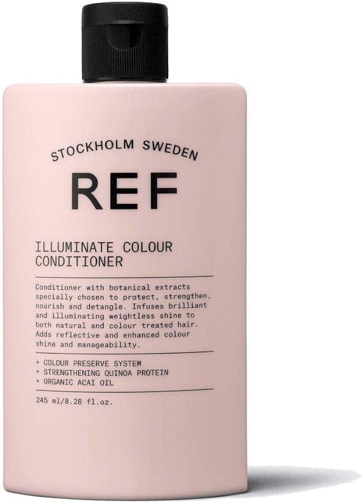 REF Extractos botánicos que nutren y protegen el cabello durante el cuidado diario.