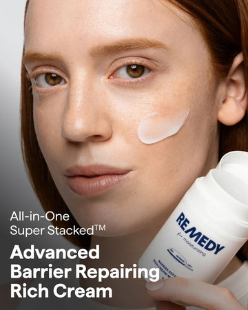 Remedy Science crema rica, textura sedosa para uso diario en piel seca.