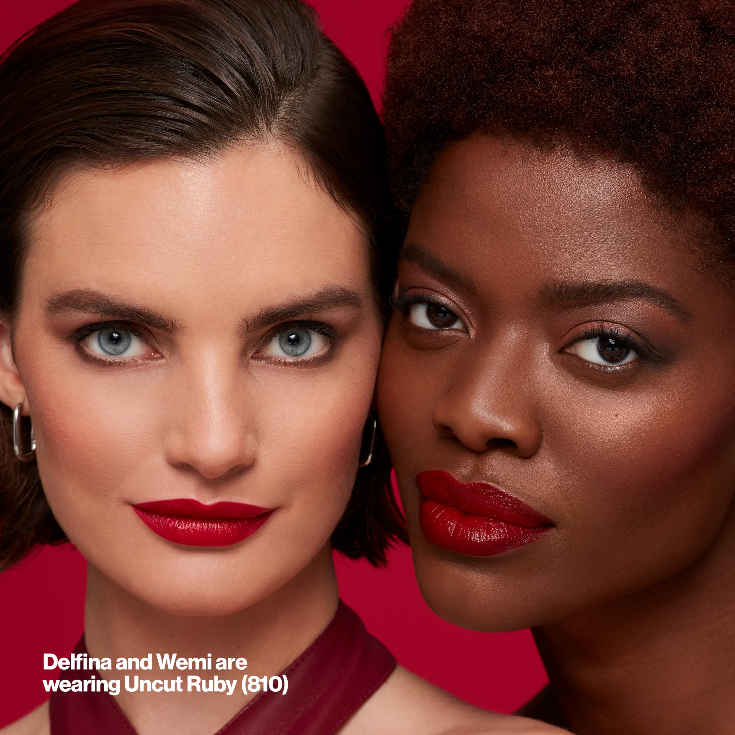 REVLON barra labial Super Lustrous, acabado perlado para brillo sutil.